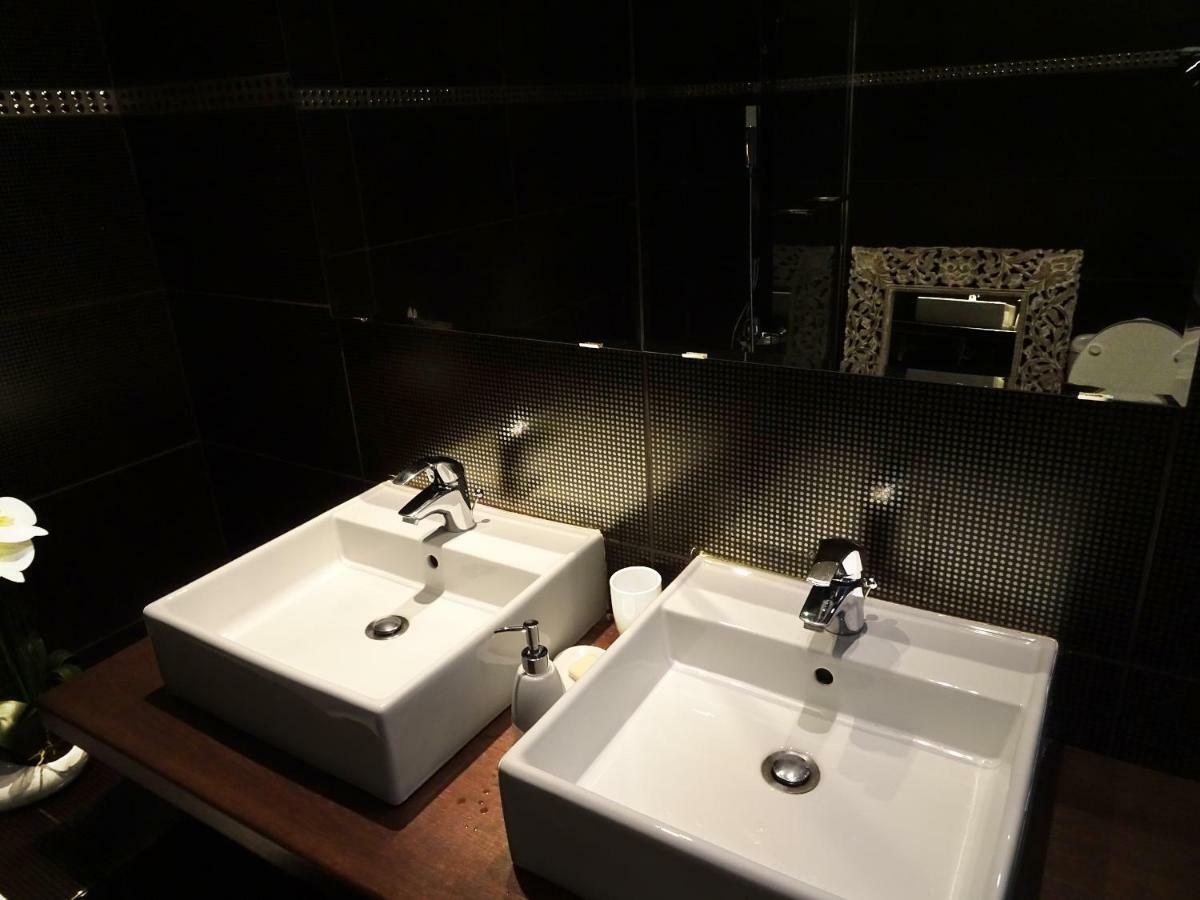 L'Alhambra Apartment Ница Екстериор снимка